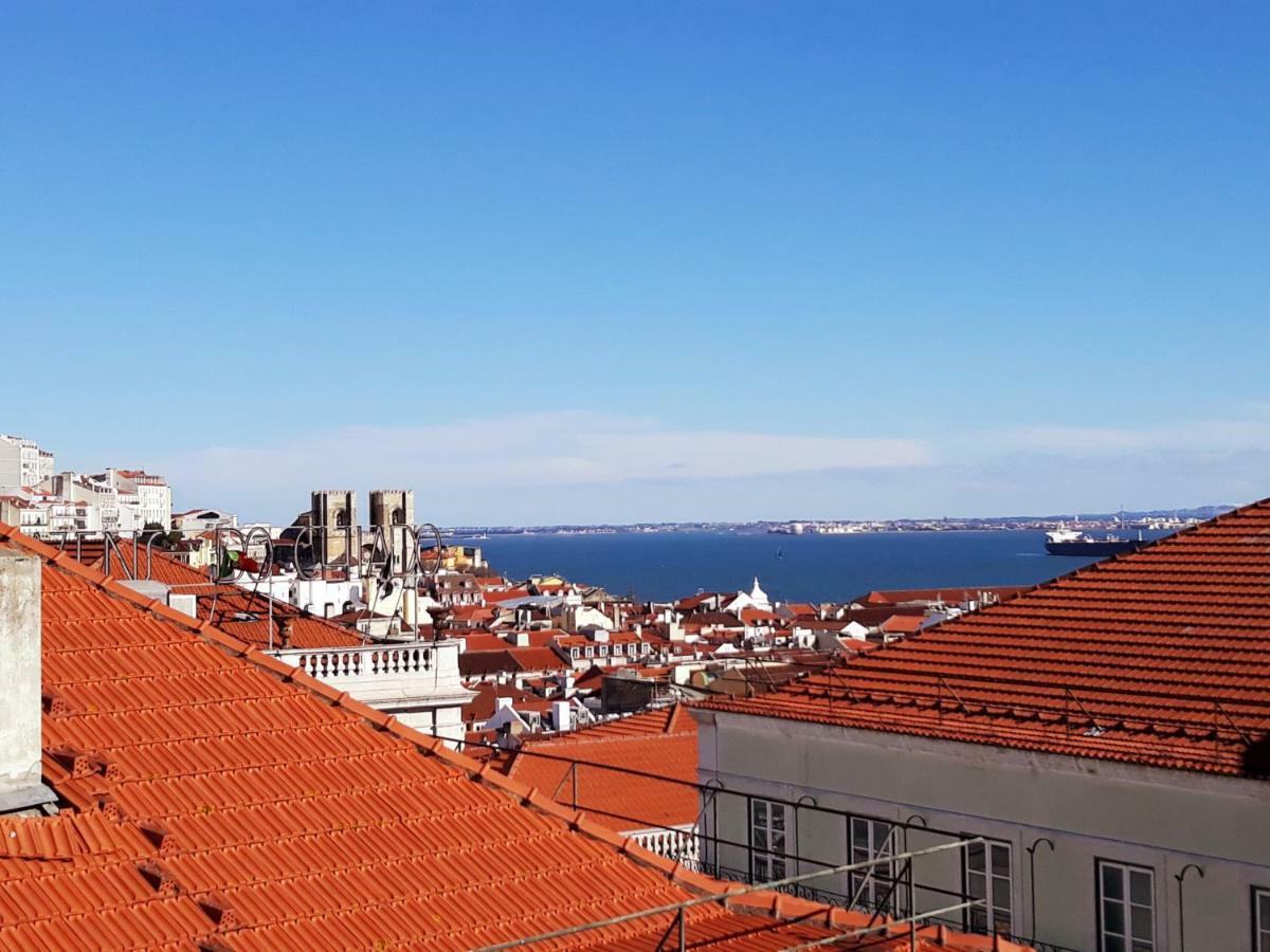 Chiado Apartment With View To The Castle Lisboa Ngoại thất bức ảnh